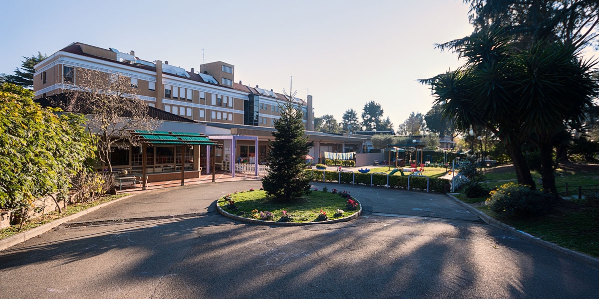 esterni_scuola_via_montello